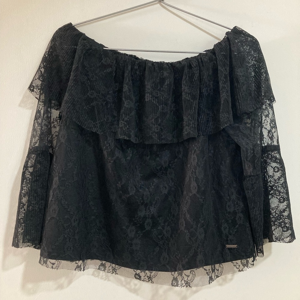 Black Off-shoulder Top - Picture 5 of 6
